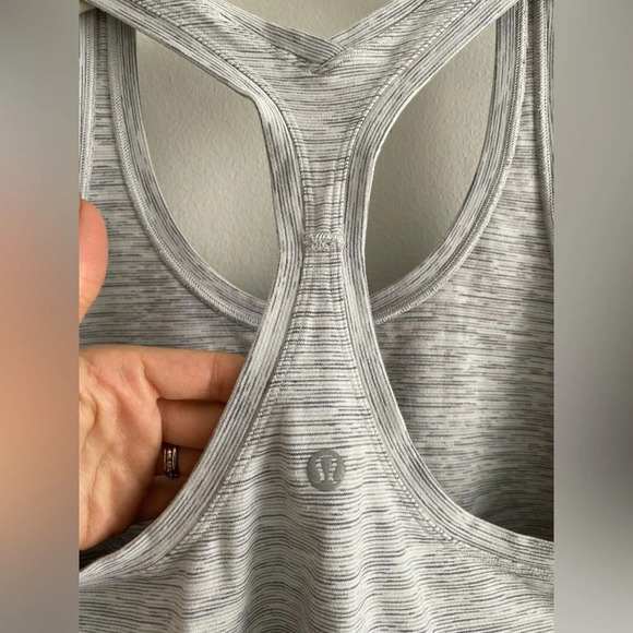 LULULEMON Cool Racerback II Wee Are From Space Nimbus Battleship Size 6-8 - Picture 8 of 15